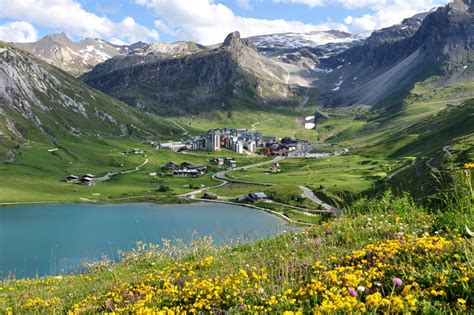 The latitude and longitude of tignes are 45.469 degrees north and 6.909 degrees east. Tignes travel photo | Brodyaga.com image gallery: France, Rhone-Alpes