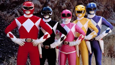 90s Kids Lose Their Minds As The Mighty Morphin Power Rangers Reunite