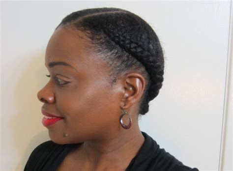 Below, i demonstrate on my natural hair, how to achieve a basic french braid. Protective Hairstyles for Natural Hair