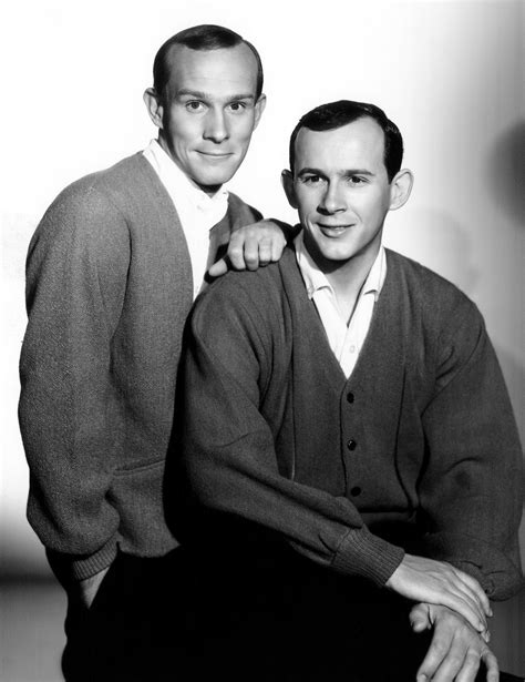 The Smothers Brothers Comedy Hour The Show That Changed Tv Closer