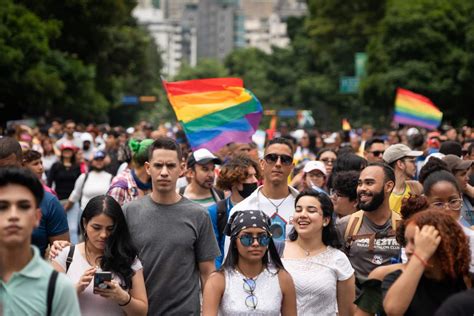 caracas se tiñó de arcoíris para conmemorar el mes del orgullo lgbtiq el diario