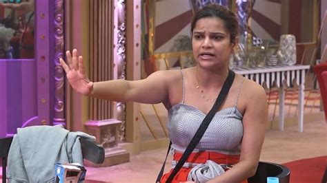 Bigg Boss 16 Such An Incident Happened With Archana In The Kitchen