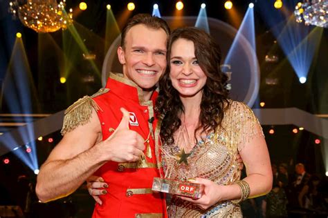 Vadim garbuzov & kathrin menzinger | wdc world championship ballroom showdance 2018. Dancing Stars 2020: Vadim Garbuzov tanzt, statt Willi Gabalier