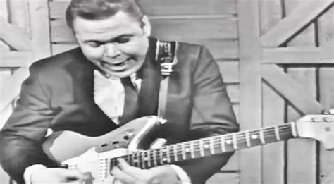 Prepare To Be Amazed By Roy Clark Absolutely Shredding The Guitar
