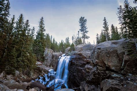 Famous Waterfalls In Alberta Worth Hiking Optimistic Travelers