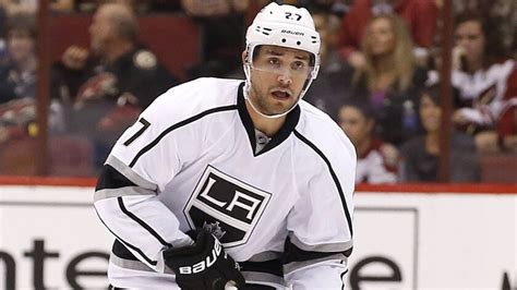 Alec Martinez Signs Six Year Contract Extension With Kings Los