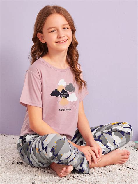 Minou kids is fueled by the individual stories and mission of the designers and small companies since 2009, the little scandinavian blog has been bringing us nordic kids' fashion from mother of. Girls Star & Cloud Print Pajama Set Check out this Girls ...