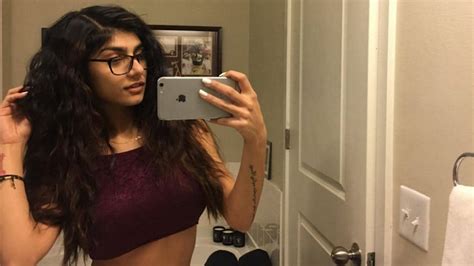 Porn Star Mia Khalifa Auctions Off Glasses For Beirut Explosion Victims Adelaide Now