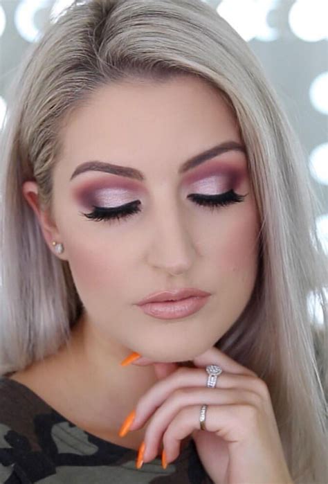 #makeup #maquiagem #make #beautiful #perfect #inspiração #eyemakeup. Burgundy & Pink ♡♡ #burgundylipstick | Pink wedding makeup ...