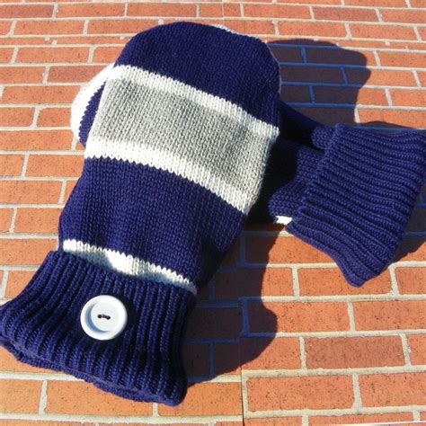 Fleece Lined recycled sweater mittens upcycled sweater | Etsy | Upcycle sweater, Sweater mittens ...