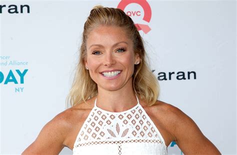 Kelly Ripa Gives Update On Live Co Host Search Calls Anderson