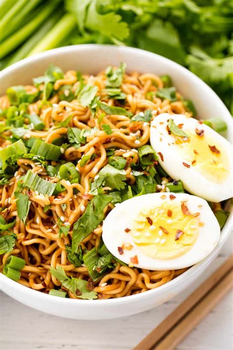 Mung bean noodles mung bean noodles are commonly known as glass noodles because of their translucent appearance. 15 Minute Sriracha Ramen Noodles