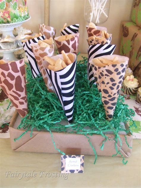 Baby shower decorations & decorating ideas to celebrate the new arrival. 43 Jungle Theme Baby Shower Ideas Table Settings Animal ...
