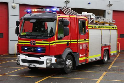 Hx59 Ayc Hampshire Fire And Rescue Volvo Fl Pumping Appliance A