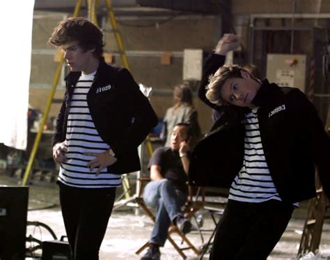 Pics Photos One Direction Behind The Scenes At The Photoshoot Harry