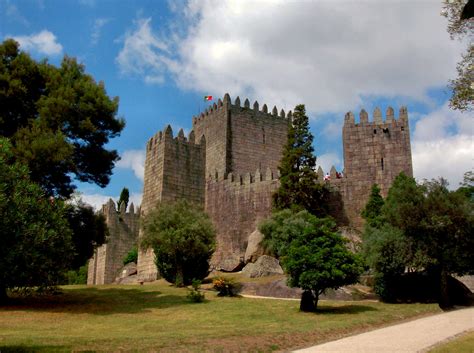 6 Monumentos Que Marcam A História De Portugal Portugal Sapo Viagens