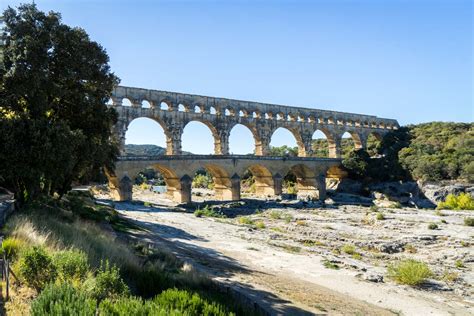 Visiting The Pont Du Gard The Incredible Roman Aqueduct In France
