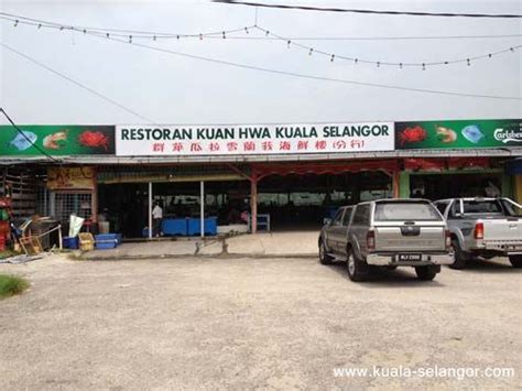 Located in the hidden place nearby riverview, you may easily miss out the small junction towards it. Kuala Selangor Seafood Restaurant