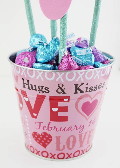 Make A Hersheys Kisses Flower Bouquet For Valentines Day Valentines
