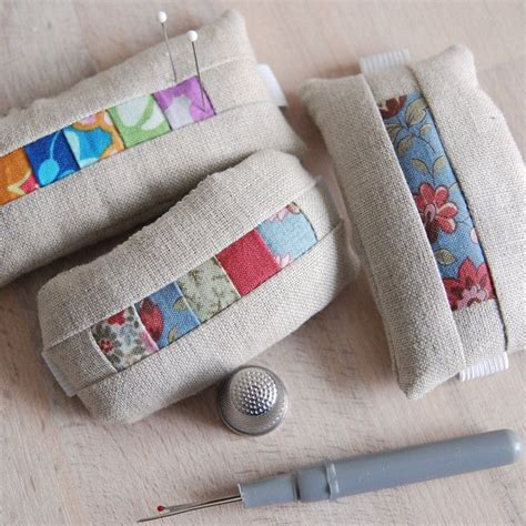 wrist pin cushion from linen pin cushions patterns pin cushions quilting room