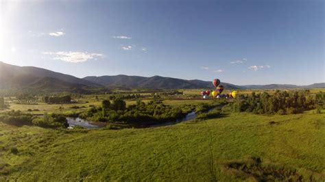 2016 steamboat springs hot air balloon rodeo in flight youtube