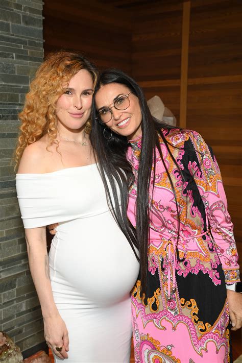 Pregnant Rumer Willis Poses With Dad Bruce On Birthday After Dementia Diagnosis News And Gossip