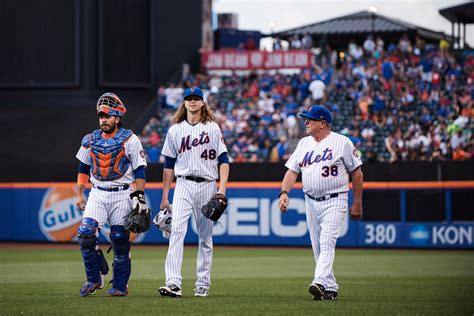 On Walks To Mound The Mets Pitching Coach Brings Along Wisdom And Wit