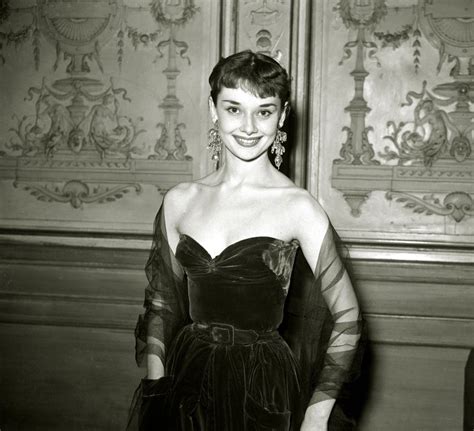 Audrey Hepburn In Vanity Fair Her Best Style Moments Photos Audrey