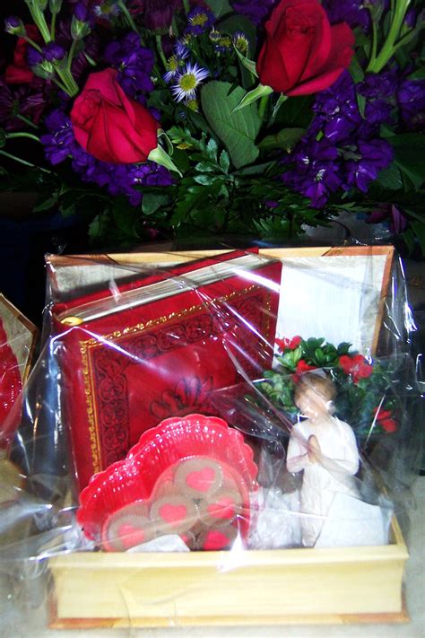 Personalized floral tributes with photos or personal mementos. ...ANOTHER IDEA IN PLACE OF FUNERAL FLOWERS, A JOURNAL ...
