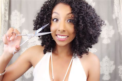 This content is imported from youtube. How to Cut Your Own Long Curly Hair at Home