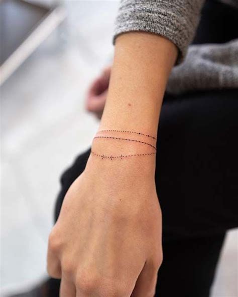 21 Bracelet Tattoo Ideas That Look Like Jewelry Stayglam Wrist