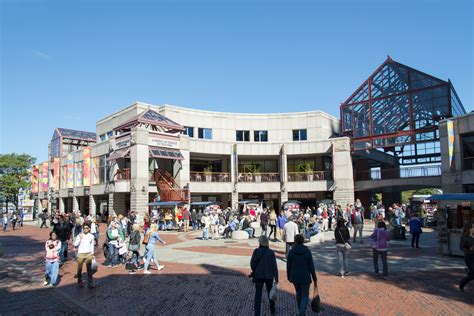 Quincy Market building sold - The Boston Globe