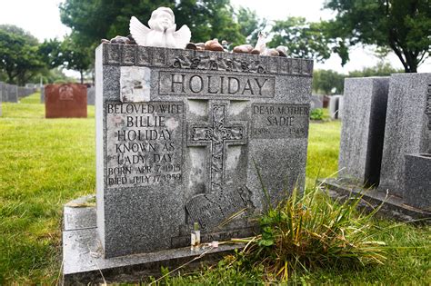 Everything we know about the drug war & addiction is wrong) in 1939, billie holiday sings the song strange fruit. Billie Holiday - Found a GraveFound a Grave