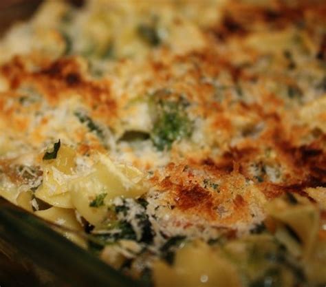 Cook noodles and green vegetables together until tender. Delicious Spinach Noodle Casserole Recipe That's So Easy ...
