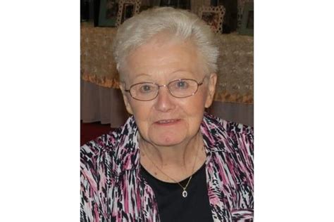 Esther Feltz Obituary 2016 Stratford Wi Marshfield News Herald