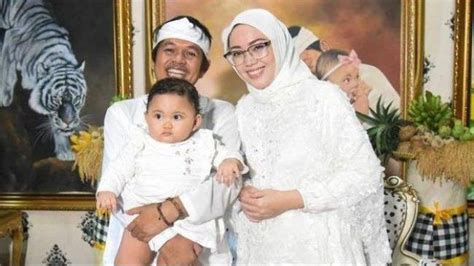 Kisah Cinta Dedi Mulyadi Dan Anne Ratna Mustika Dulu Tak Direstui Kini Terancam Cerai