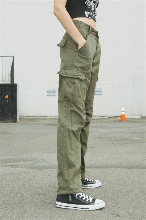 Pin By A W A N N A On ༺ P A N T S ༻ Aesthetic Clothes Cargo Pants Outfit Cargo Pants Women