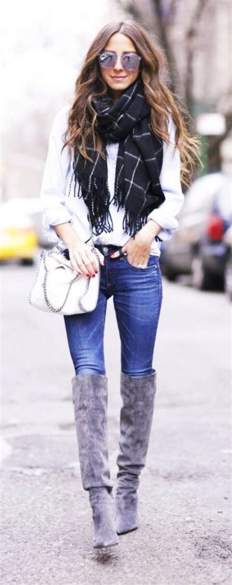 40 Trend Setting Winter Outfits with Boots - Buzz 2018