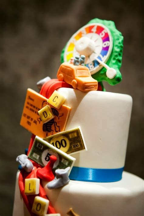 What is the actual playing space on the table topper? Board Game Cake Topper