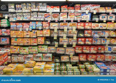 Jewel-Osco editorial photo. Image of convenience, interior - 99033926