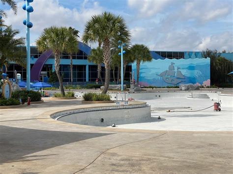 Photos Big Blue Pool Closed And Drained For Refurbishment At Disneys