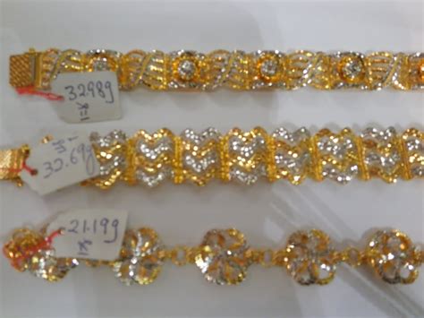 Ketika membeli gelang emas di pasaran maupun di toko online biasanya anda akan ditawari dua jenis ukuran gelang emas, yaitu ukuran 18 cm dan 20 cm. AHMAJ JEWELLERIES ONLINE 2U: BARANG KEMAS 916 - GELANG ...