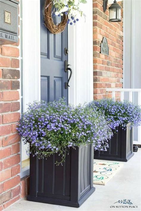 37 Lovely Front Door Flower Pots Ideas To Try Asap Porch Plants