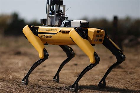 Lindustrie Cest Fou Spot Le Robot Quadrupède De Boston Dynamics Devient Inspecteur De