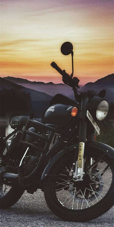 Royal enfield classic 350 gunmetal grey 4k walkaround review bikes dinos official photo gallery royal enfield classic 350 gunmetal Thunderbird 500 4k Wallpaper in 2020 | Royal enfield ...