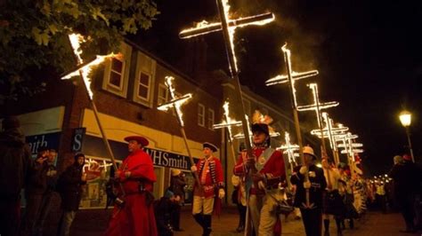 Lewes Holds Largest Bonfire Celebration Bbc News
