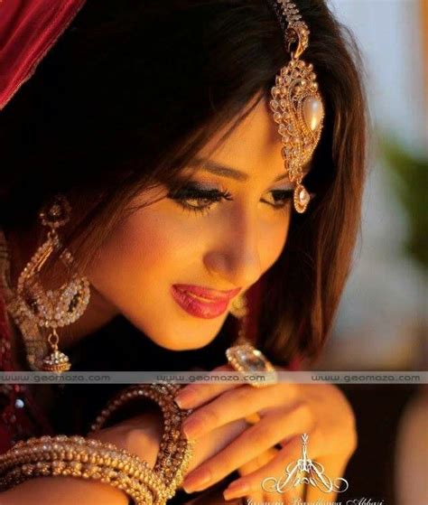 Beauty Queen Sajal Ali Sajalali Indian Bridal Makeup Beauty East