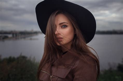 Portrait 1080p Face Depth Of Field Women With Hats Looking At Viewer Brunette Veronica