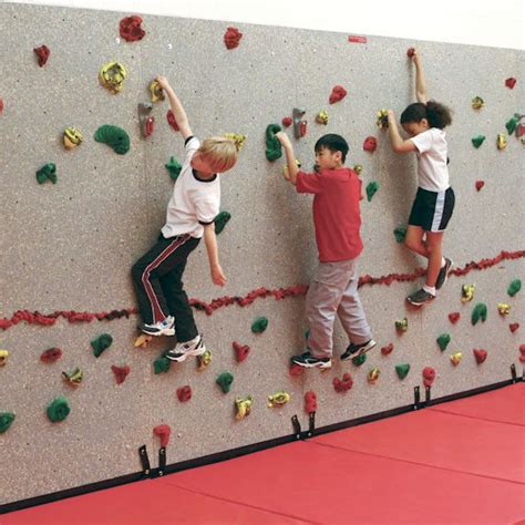 Climbing Traverse Walls For School Gyms Kids Gym Climbing Wall