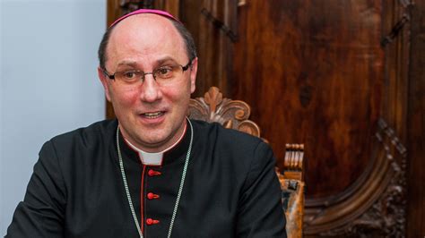 Polish Catholic Leader To Suspend Anti Migrant Priests